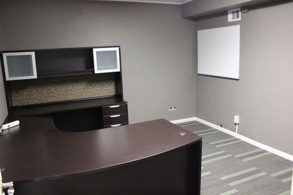 Income Producing Property: 1020 Lincoln Rd, Bettendorf, IA 52722